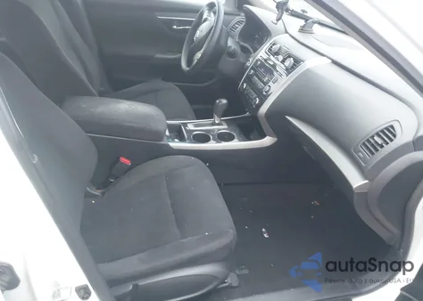 2014 Nissan Altima 2.5 from USA, damaged, VIN 1N4AL3AP7EC197172